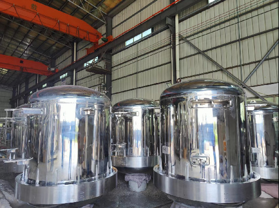 Non-standard pressure vessels